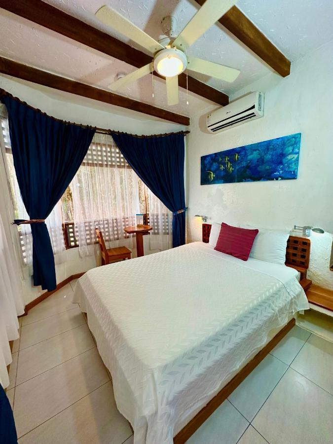 Hotel Silberstein Puerto Ayora  Exteriér fotografie