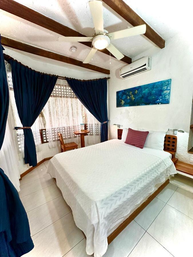 Hotel Silberstein Puerto Ayora  Exteriér fotografie