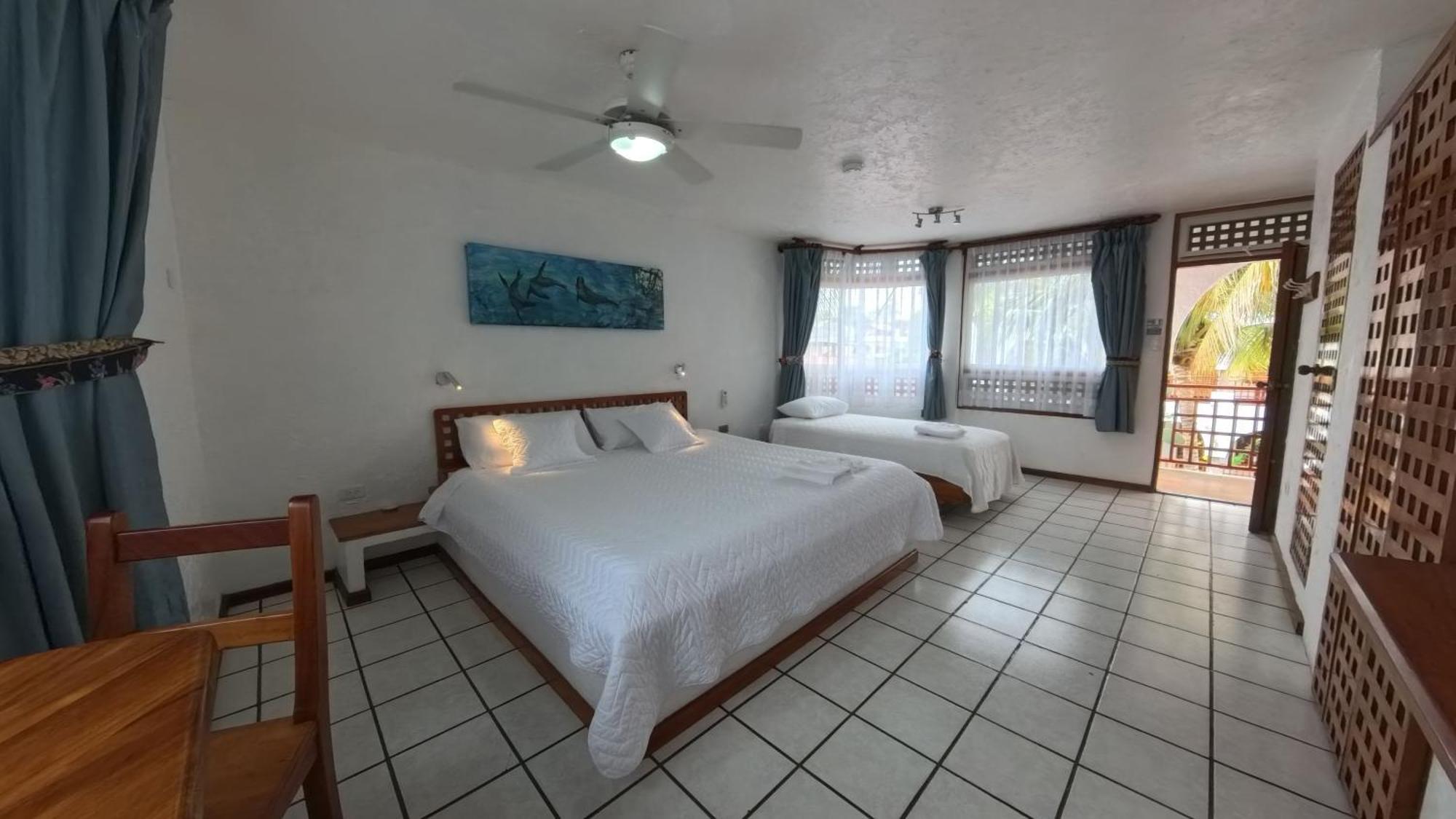 Hotel Silberstein Puerto Ayora  Exteriér fotografie