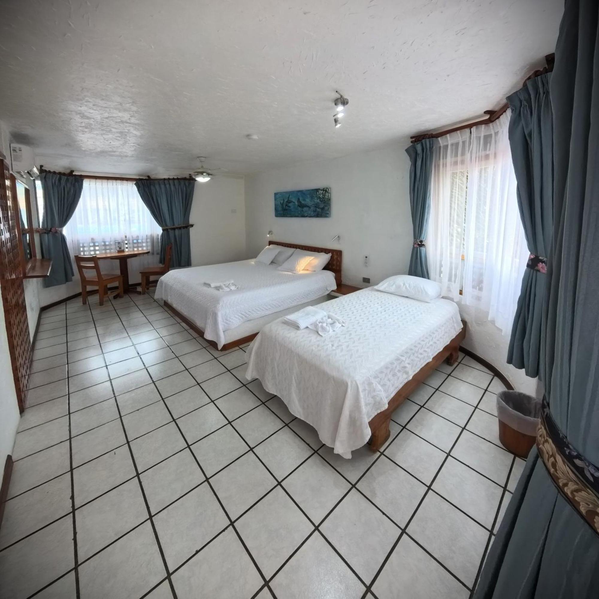 Hotel Silberstein Puerto Ayora  Exteriér fotografie